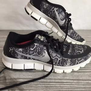 Nike Free 5.0 snakeprint shoe